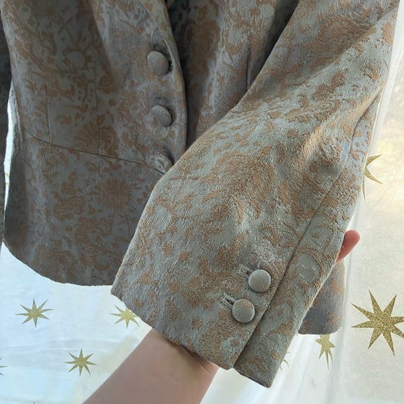Vintage Victorian style blazer. - Picture 2 of 6